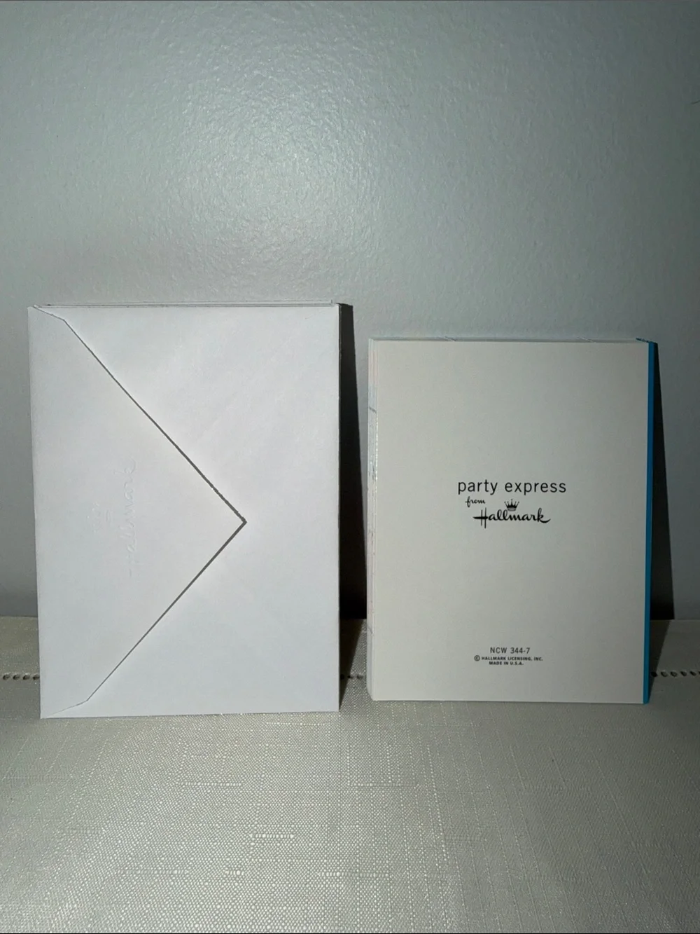 Hallmark Party Invitations with Envelopes set of 8
